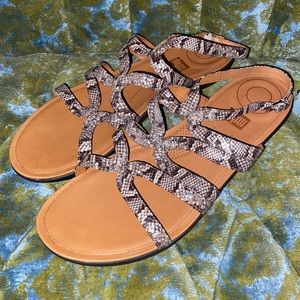 Fitflop size 11 sandals